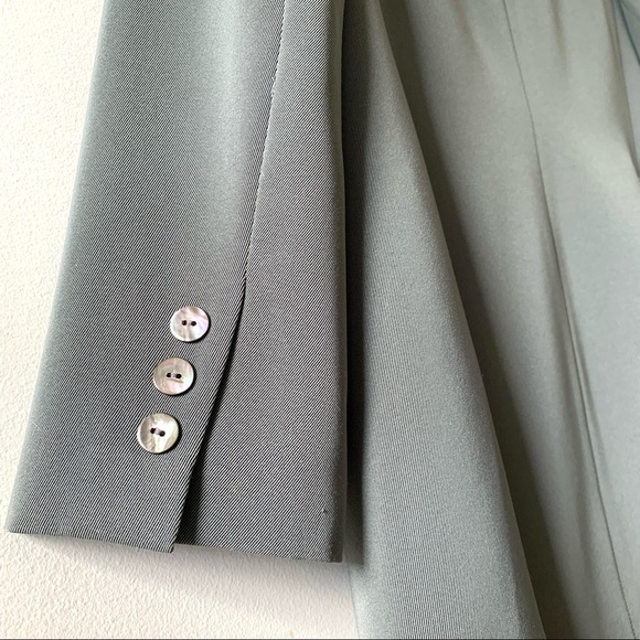 Grey Oversized Blazer - Picture 3 of 4